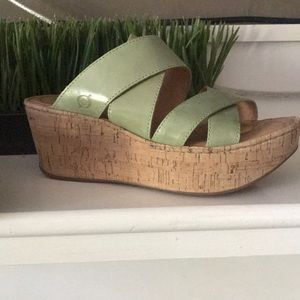 Born Wedges NWOT